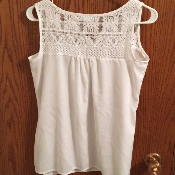 New York & Co white tank top - Picture 5 of 5